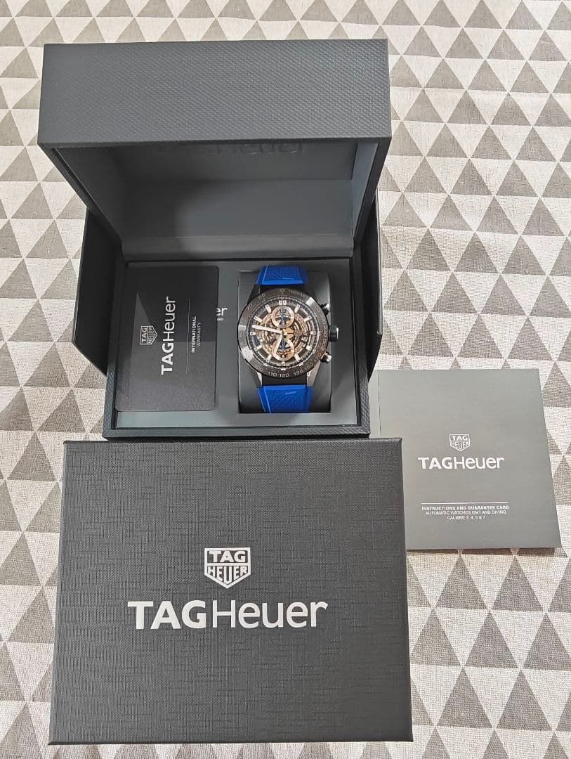 タグホイヤー 腕時計 CAR2A1T.FT6052 自動巻き