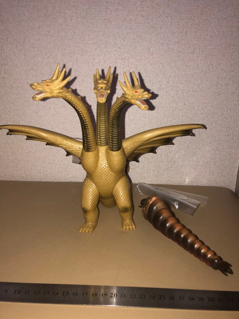 キングギドラ タグ付き★モスラタグ付き　バンダイJAPAN