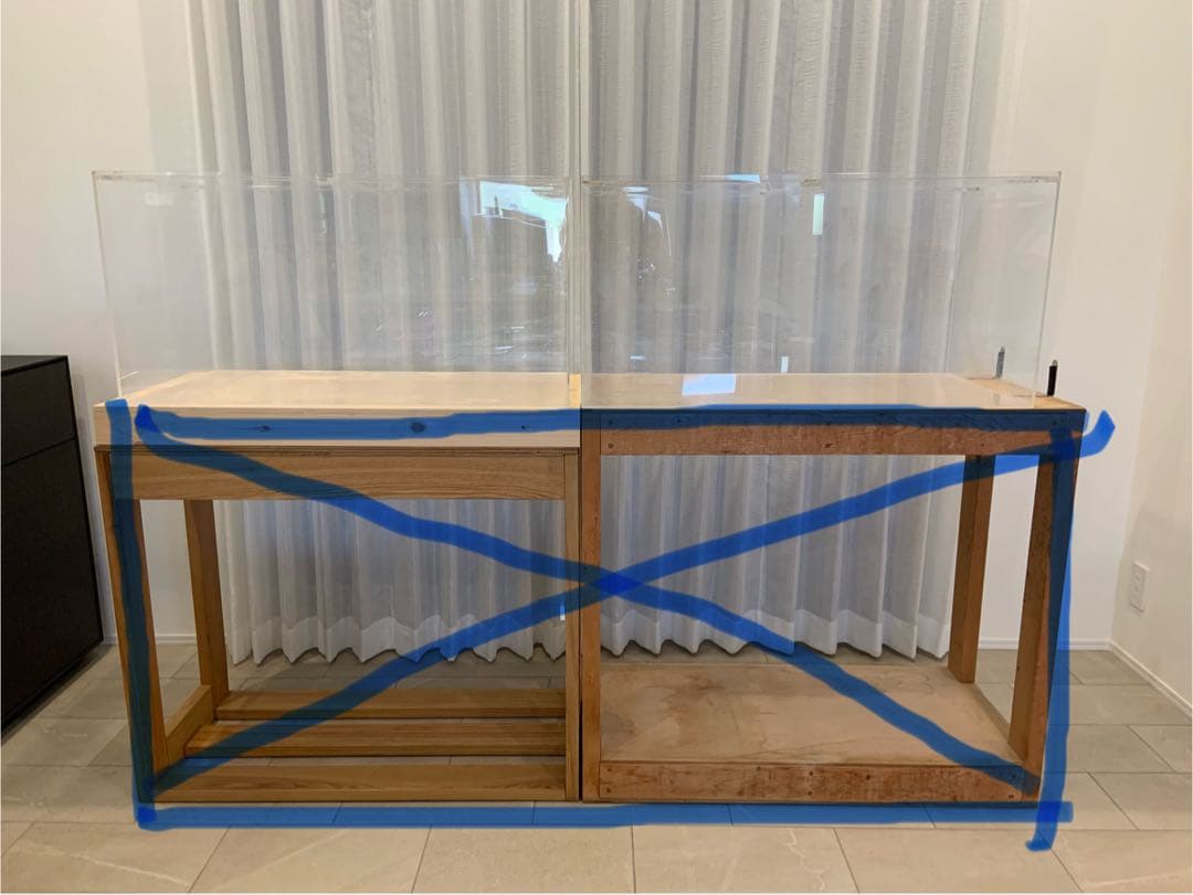引き取り限定アクリル水槽 90✖️60✖️60と、水槽台付き