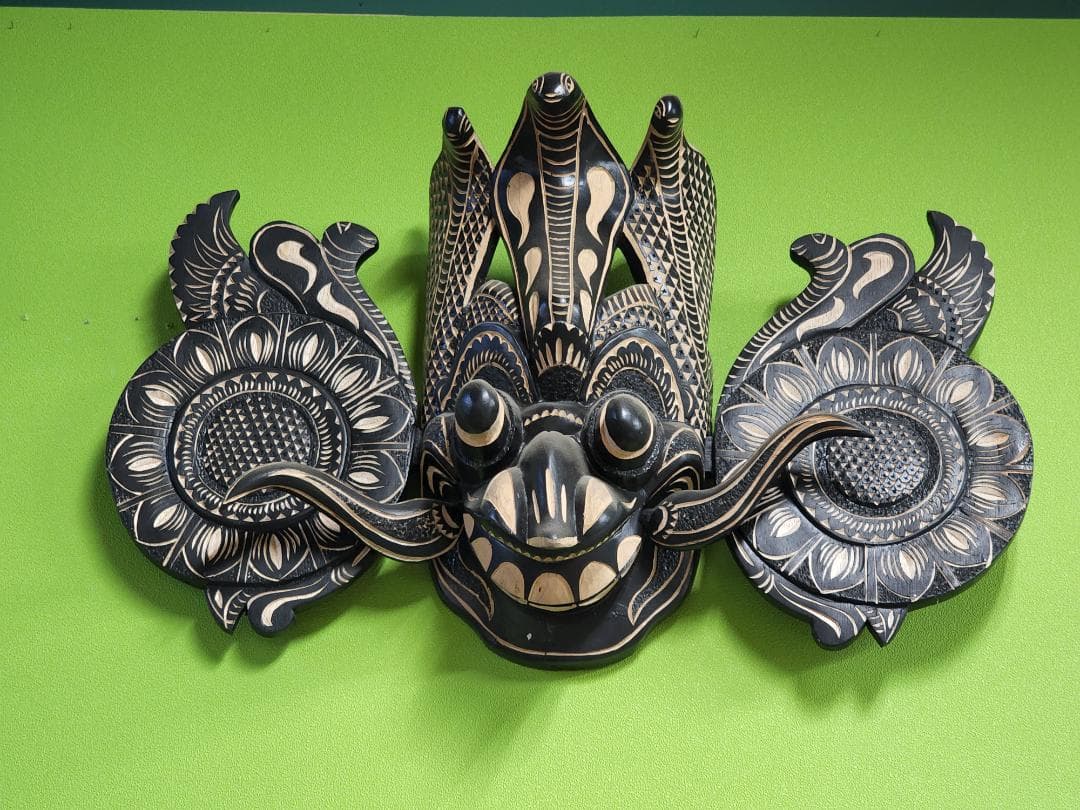 パプアニューギニア お面 マスク 木製 木彫り 壁掛け インテリア 魔