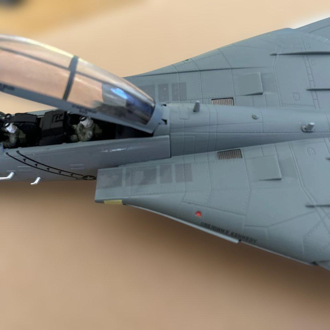 Witty Wings F-14トムキャット ダイキャストモデル1/72スケール