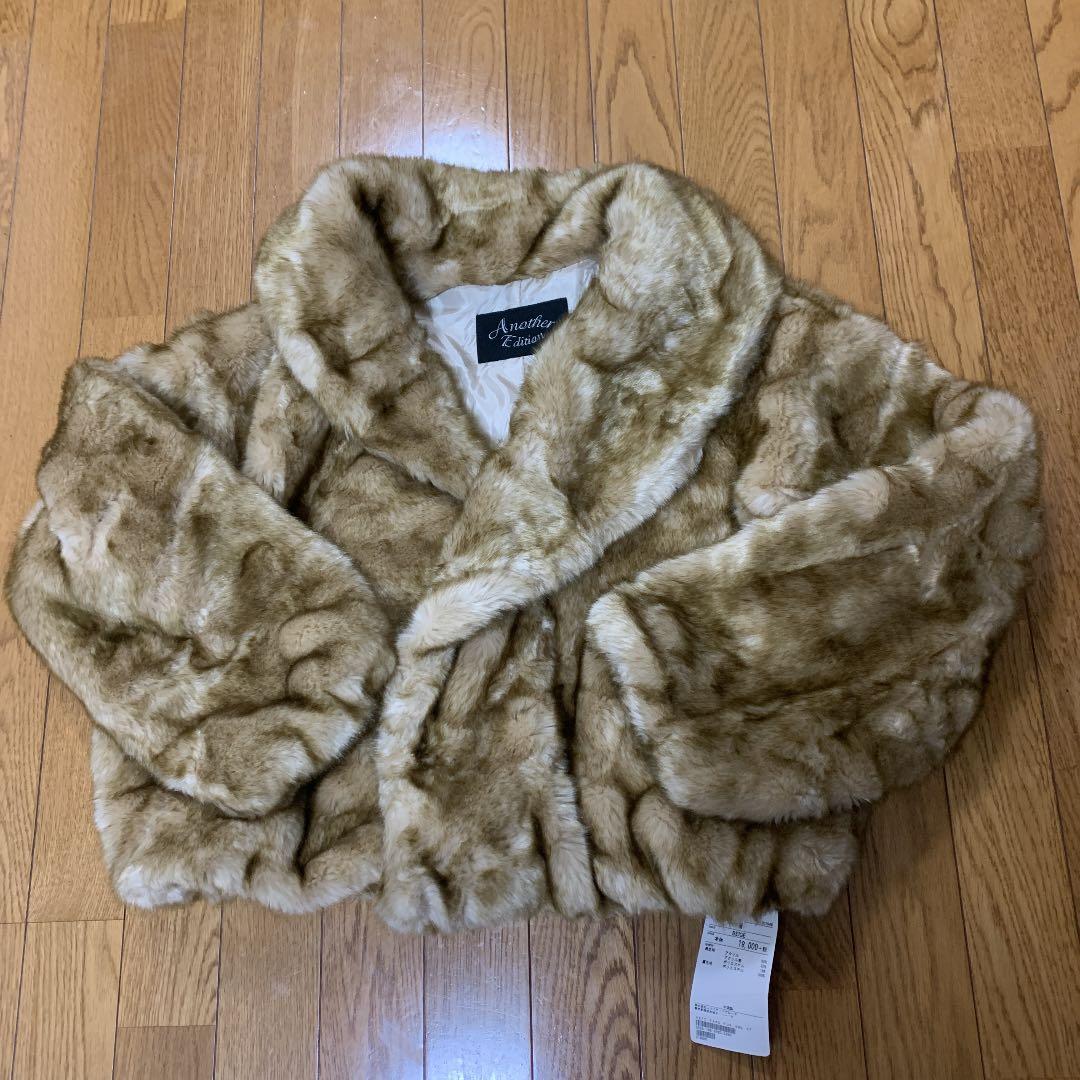 掛け軸 松泉 白雪渺々之図 絹本 希少 軸装 茶道具 掛軸 美品 です。