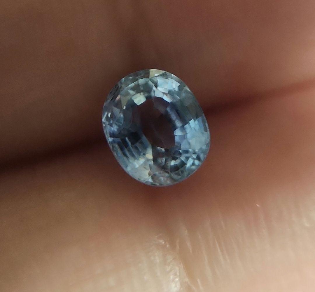 天然アイスブルーサファイア 1.050ct