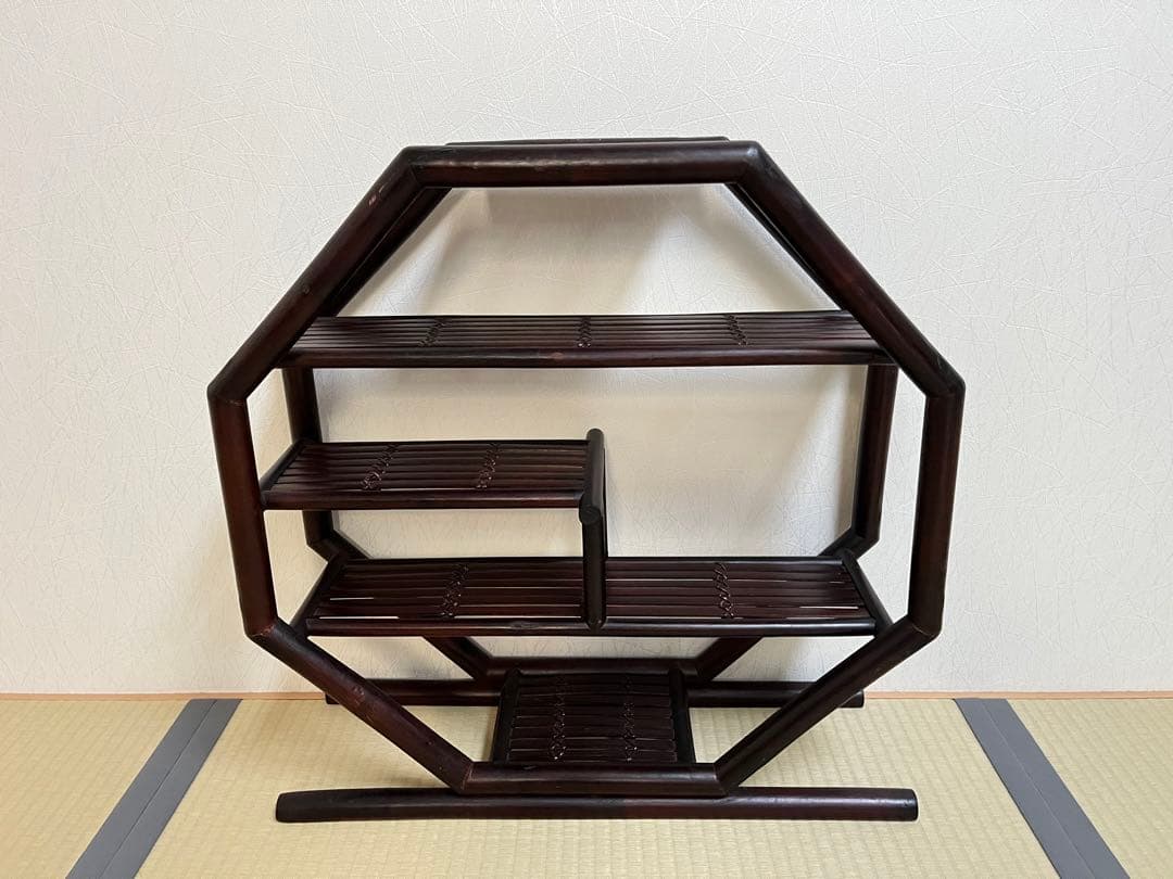 八角型飾り棚、茶器棚、珍品収納、コレクション棚、竹工芸、茶道具
