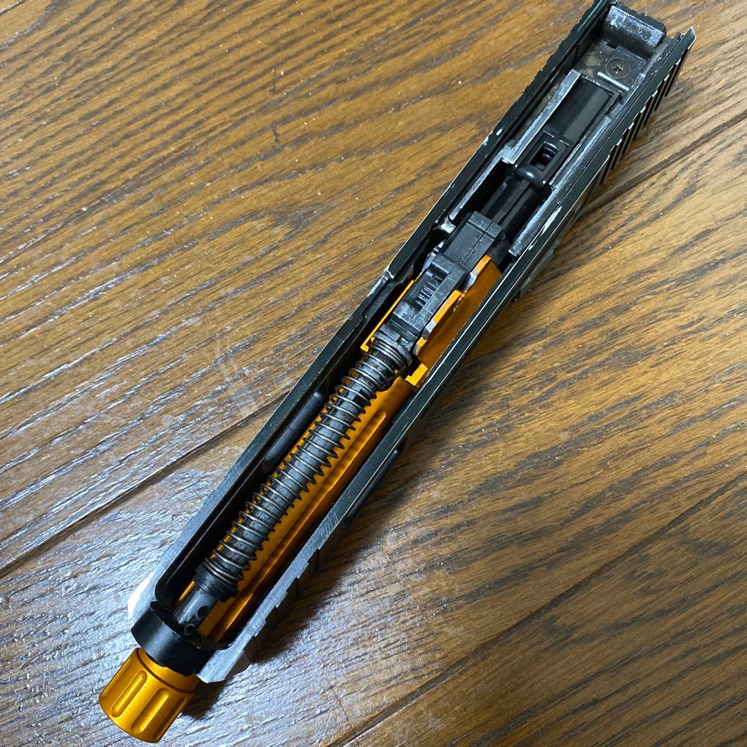 ひろぽん 東京マルイ グロック17 マガジン付き