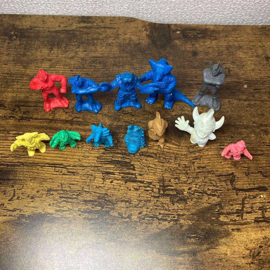 E-壁 【希少】ウルトラマン 怪獣 消しゴム まとめ売り セット 12点