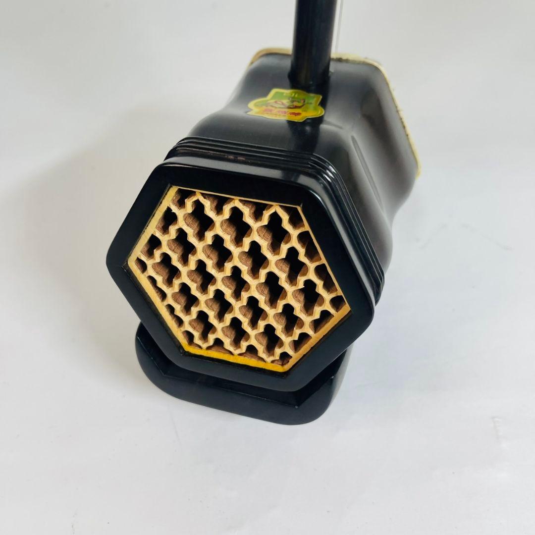 【保証書付き】 二胡 ケース付 本蛇皮製 YMHER30