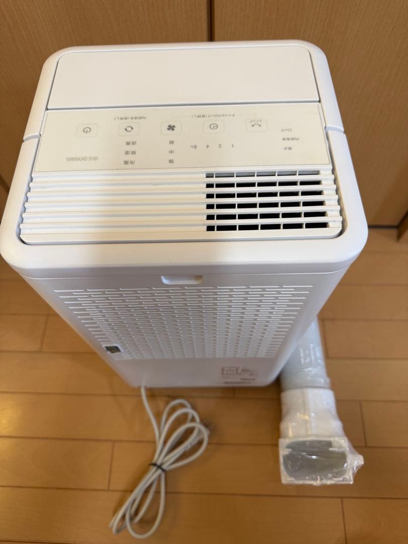 【美品】アイリスオーヤマ ICA-0301G コンパクトクーラー 2023年製