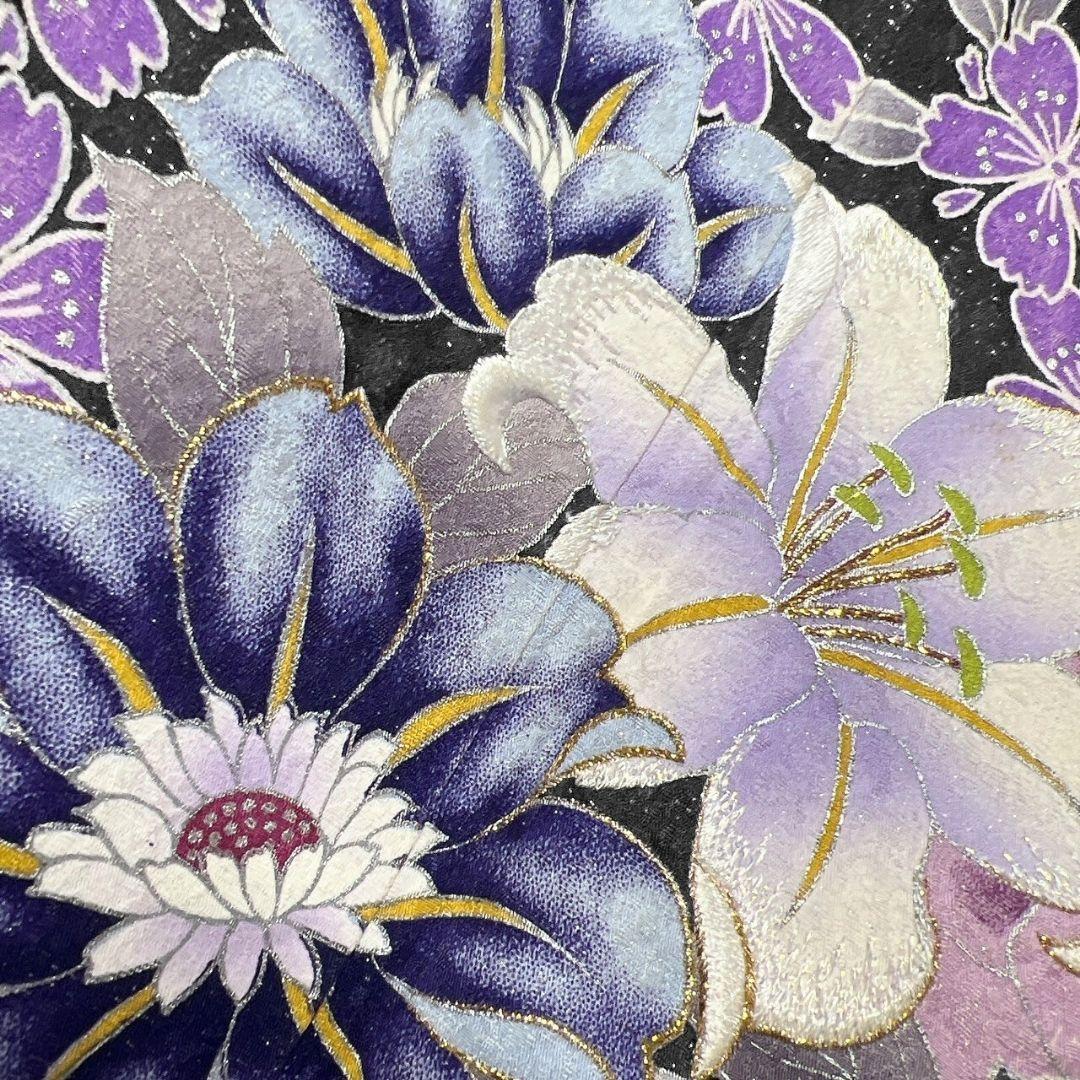 銀通し刺繍百合薔薇模様振袖晴れの日成人式卒業式着物115p