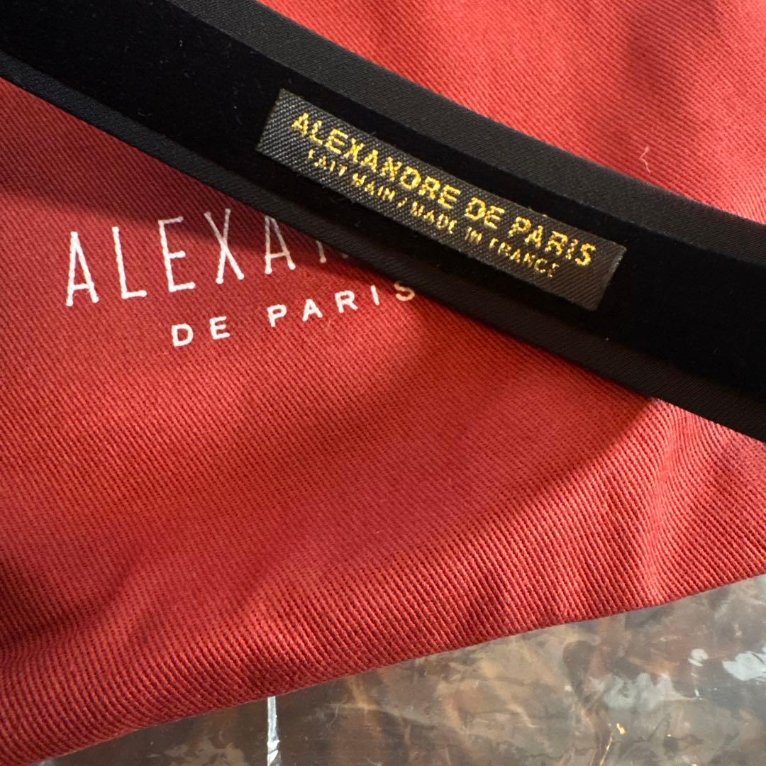 新品未使用　アレクサンドルドゥパリ　カチューシャ　ブラック