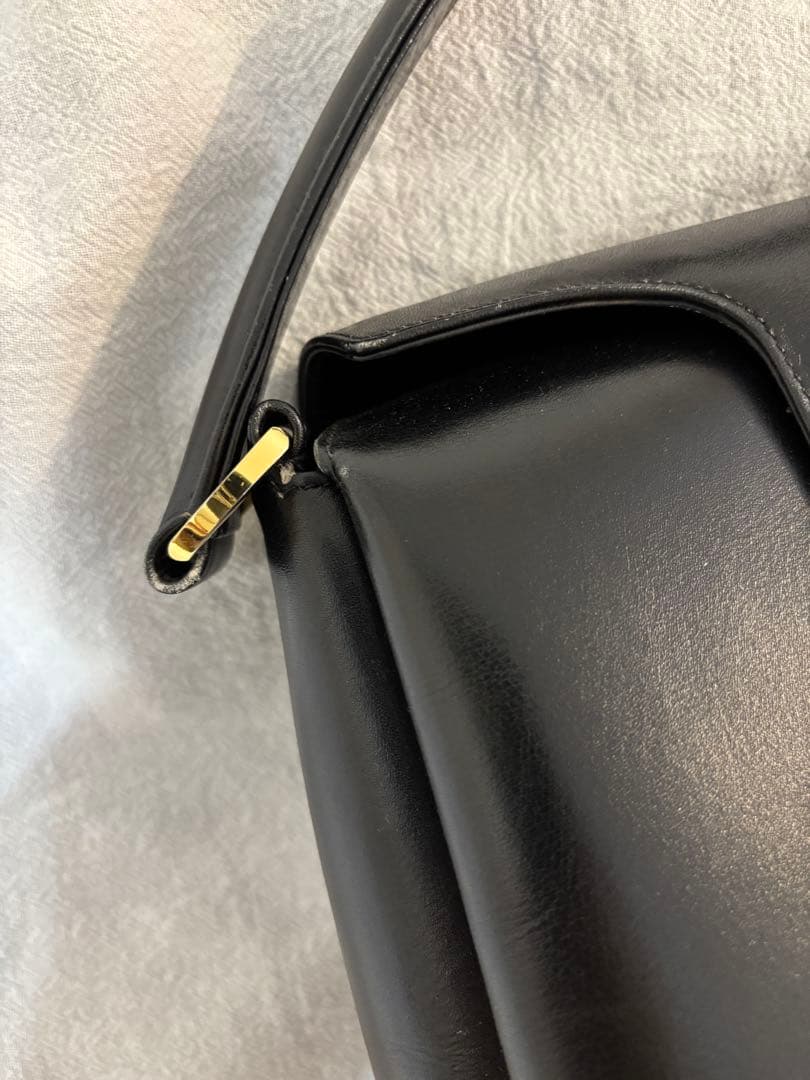 GUCCI Gフレーム ハンドバッグ 黒