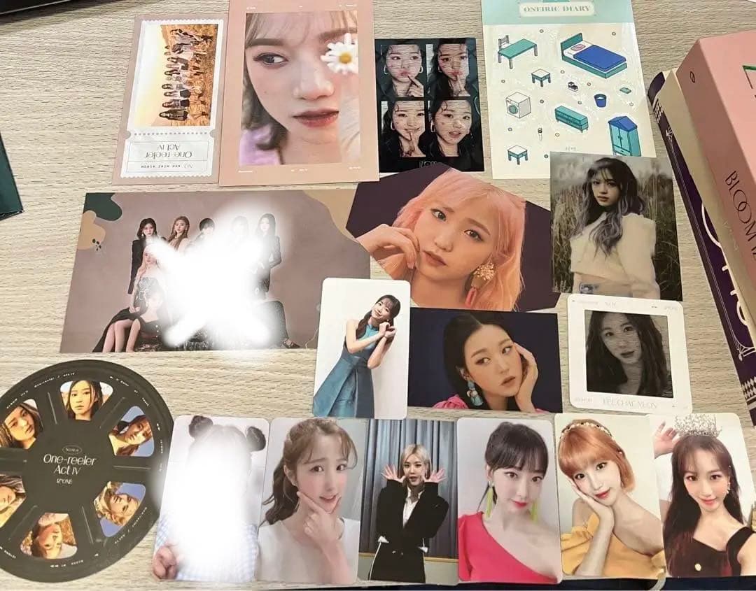 アイズワン トレカ セット IZ*ONE IZ*ONE ユリ 生写真&アルバム封入トレカ