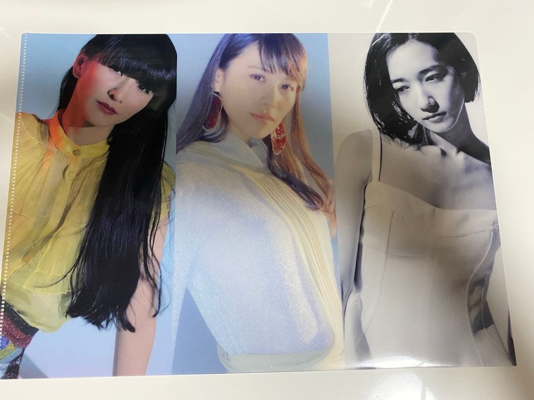 早いもの勝ち】Perfume A4 クリアファイル 【おまけ付】【大人気商品】