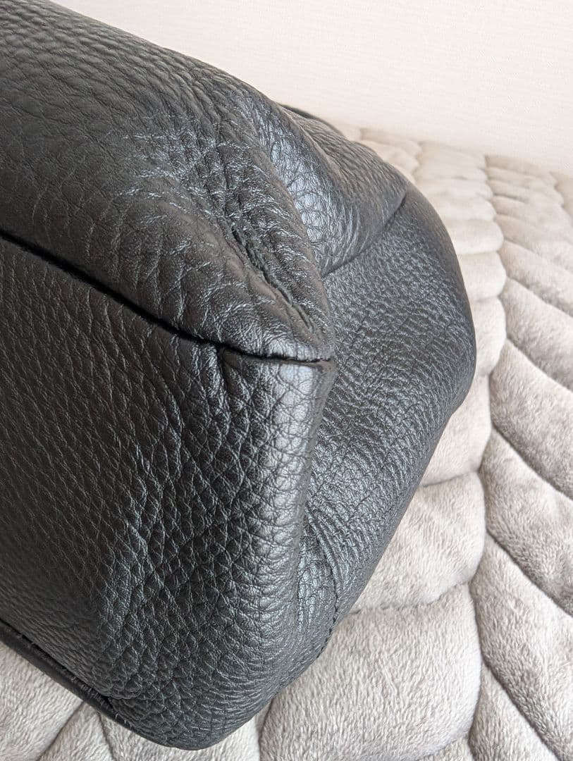 MADRIGAL マドリガル しっくりバッグ ブラック