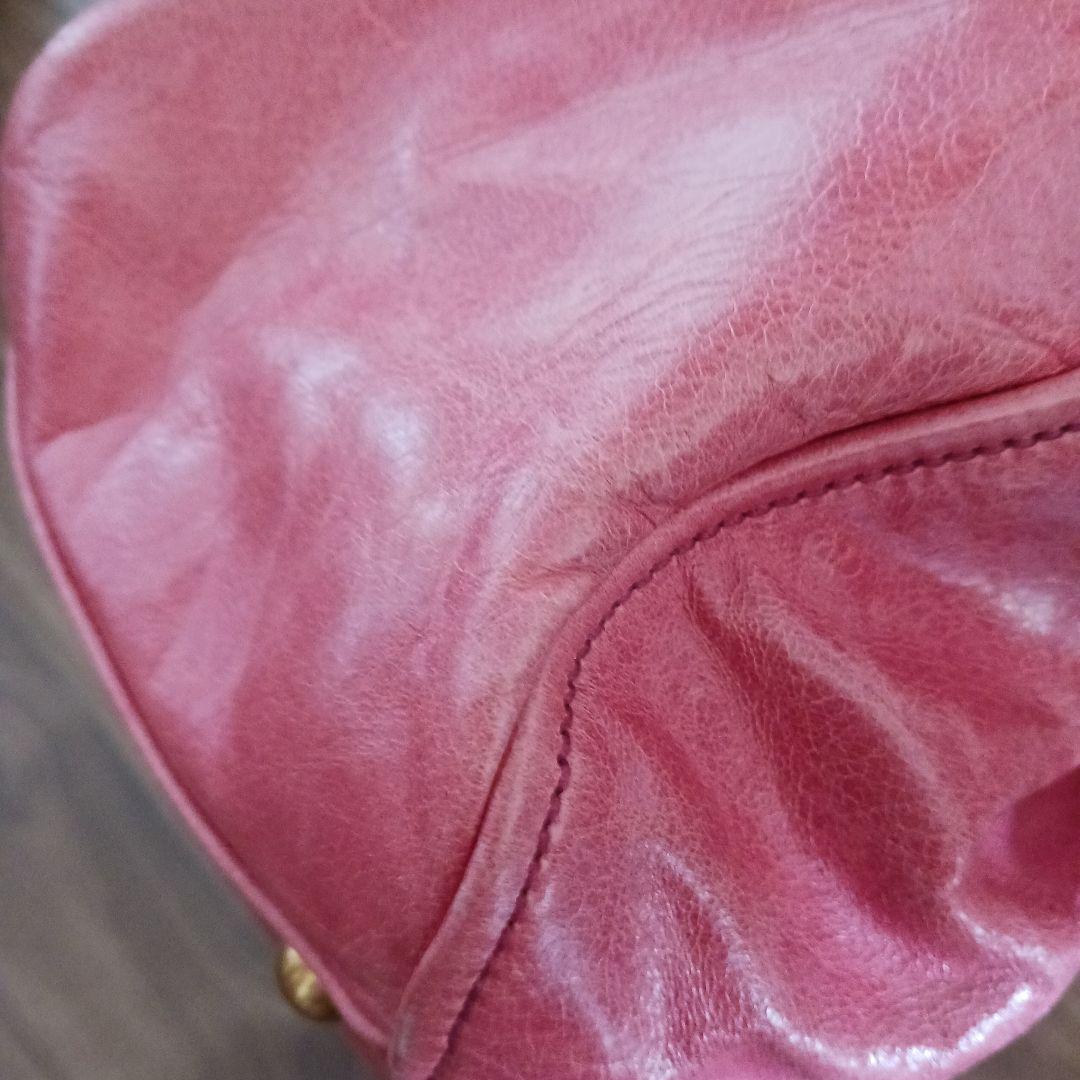 MIU MIU レザー ショルダーバッグ ピンク