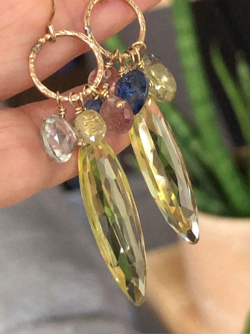 貴重agete Eva Hanusova 限定ピアス K10 大粒レモンクオーツの通販はau