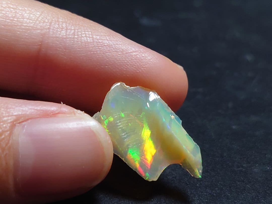 エチオピアウェロ産 オパール ジュエリーグレード 原石 鉱物標本