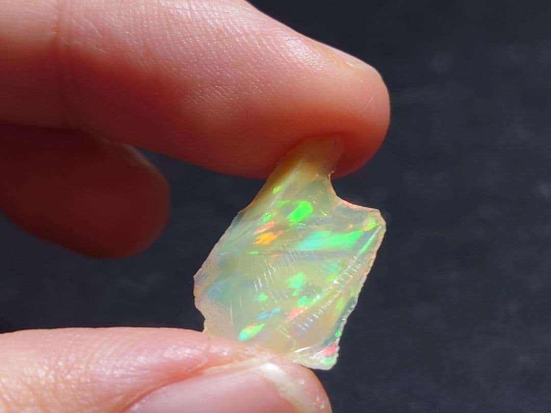 エチオピアウェロ産 オパール ジュエリーグレード 原石 鉱物標本