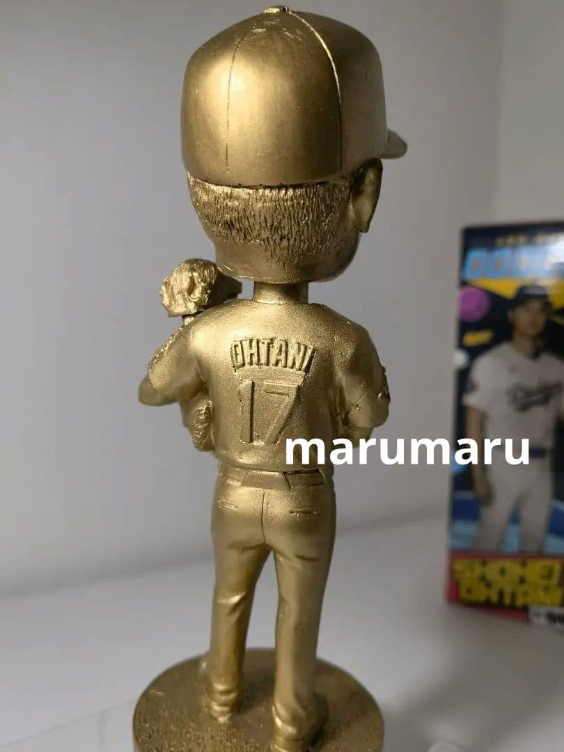 ゴールド大谷翔平デコピンボブルヘッド来場者限定金色