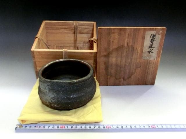 建水■古備前 陶器建水 歪み茶器 古いお茶道具 古美術 時代物 骨董品■ Yahoo!オークション - 建水 古備前 陶器建水 歪み茶器 古いお茶道具 古
