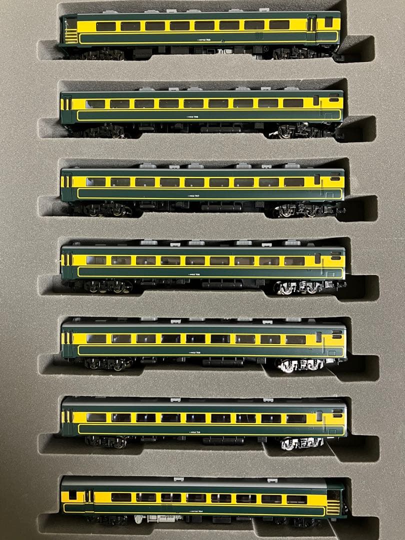 【全て新品未使用品】EF65-1124(トワイライト色)＆『サロンカーなにわ』