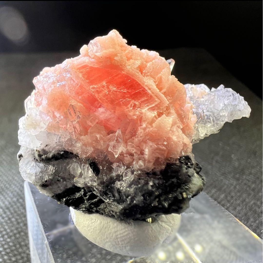 中国 広西チワン族自治区産 クォーツクラスター共生ロードクロサイト