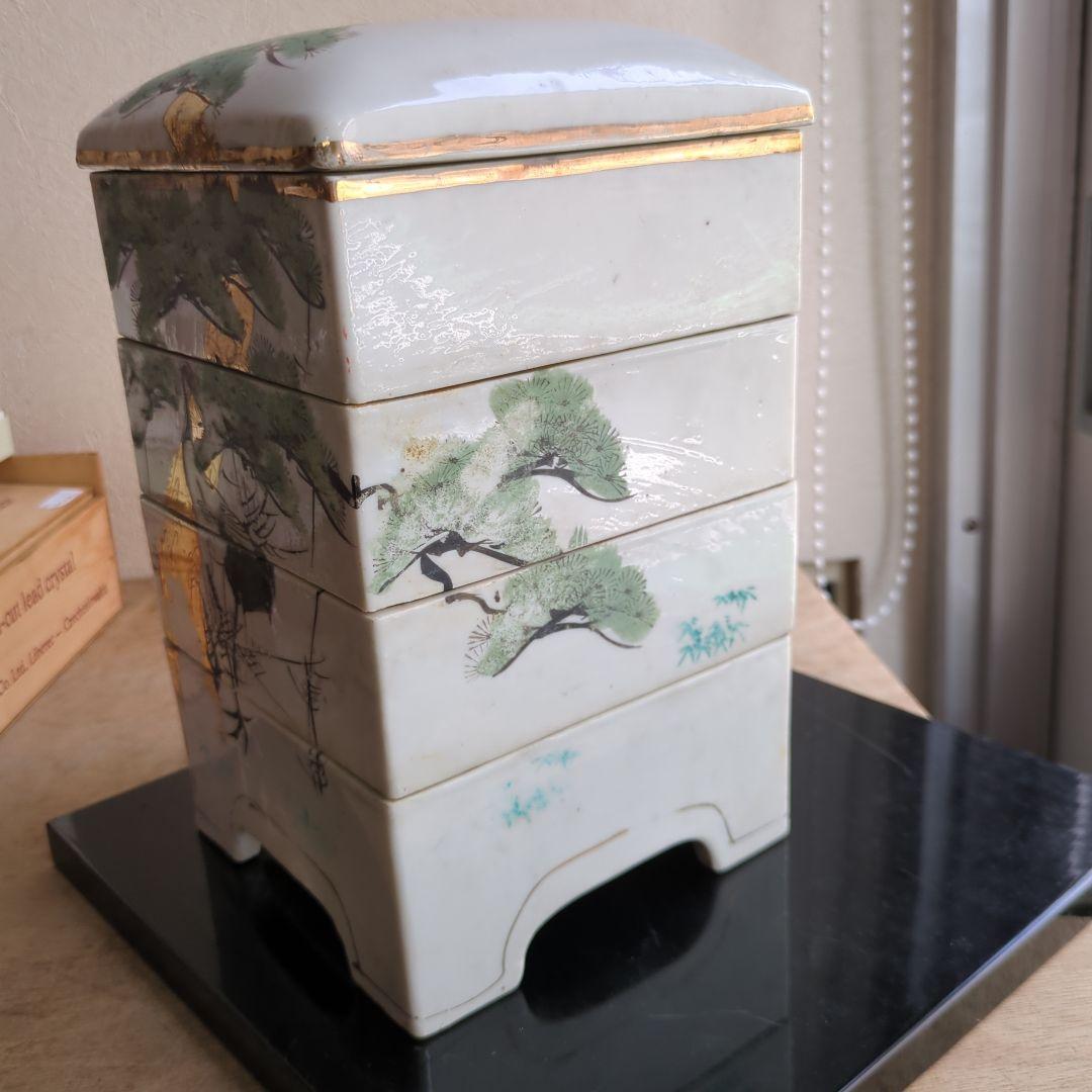 骨董 段重 松に鶴 4段重箱 陶器 金彩 物入る 菓子器 アンティーク
