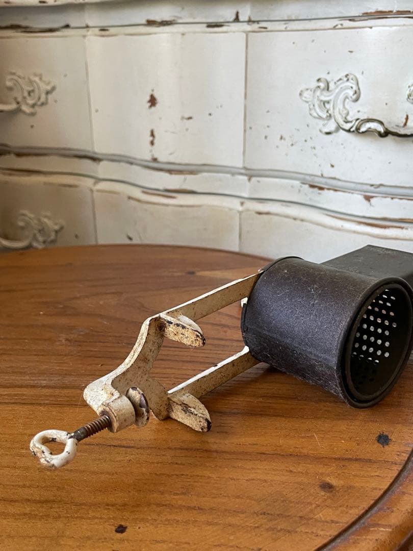 フランス アンティーク チーズ グレーター 削り おろし器 赤白