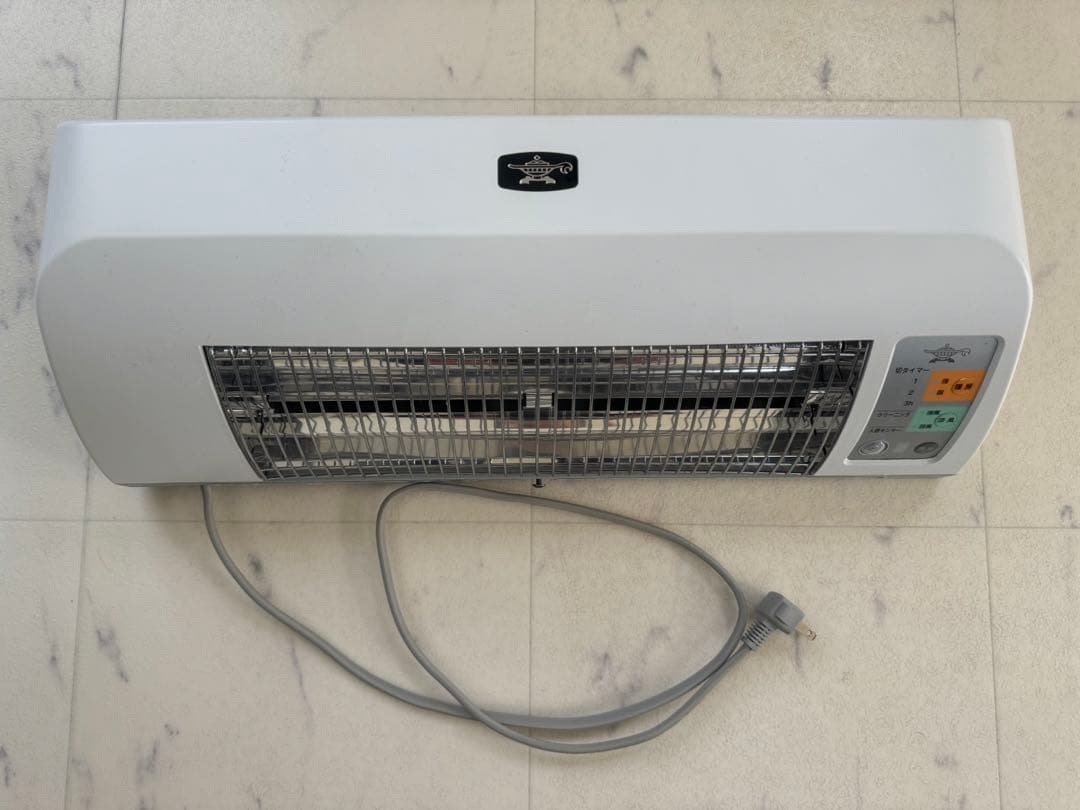 アラジン 人感センサー付き脱衣所暖房機 H-G1201(W) ホワイト - メルカリ