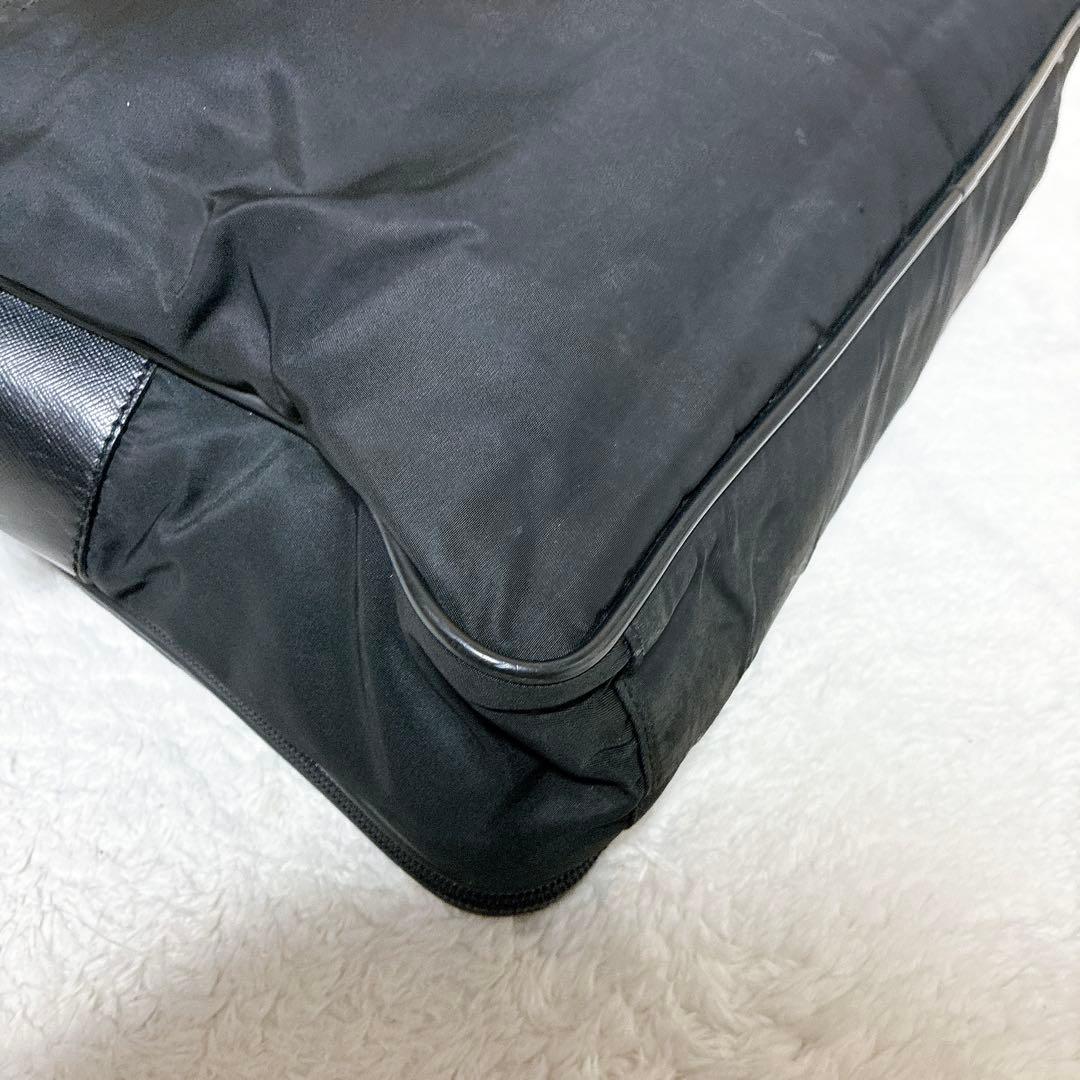 PRADA プラダ　ビジネスバッグ　ブリーフケース　トライアングルロゴ　ナイロン