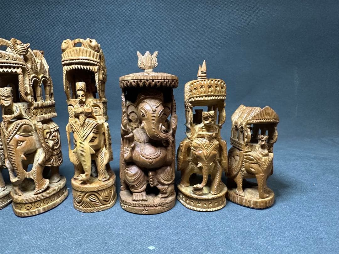 インド 白檀 木彫り 象 仏教美術 仏像 骨董 木像 木製 密教 置物