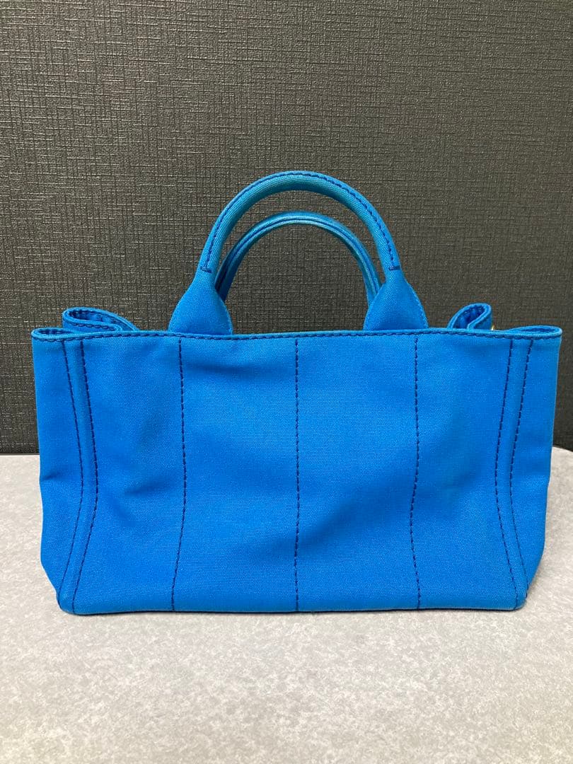 PRADA 青 カナパ ハンドバッグ
