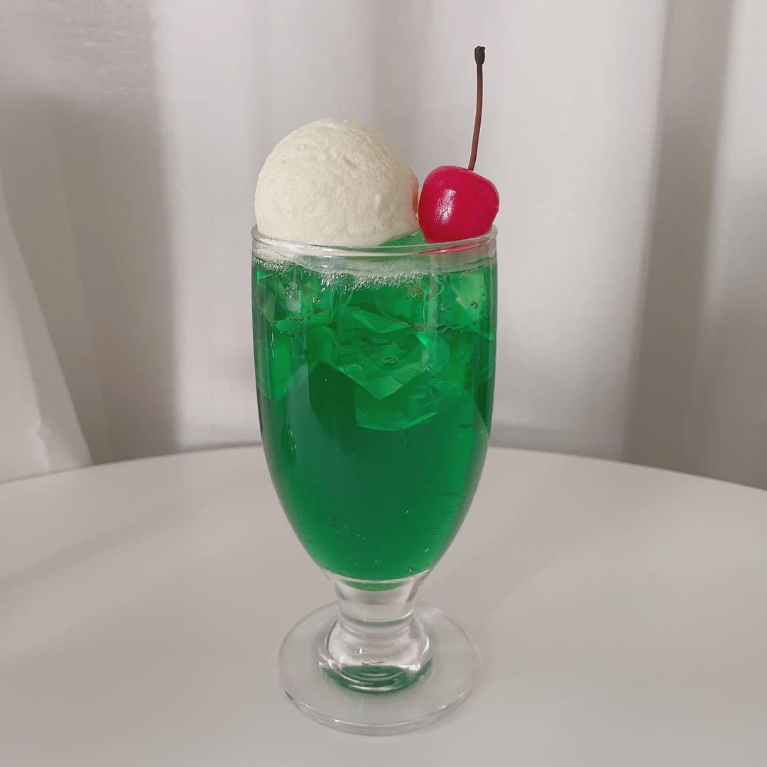 プリン メロンソーダ 食品サンプル レトロ ラジカセ缶 プリンアラモード