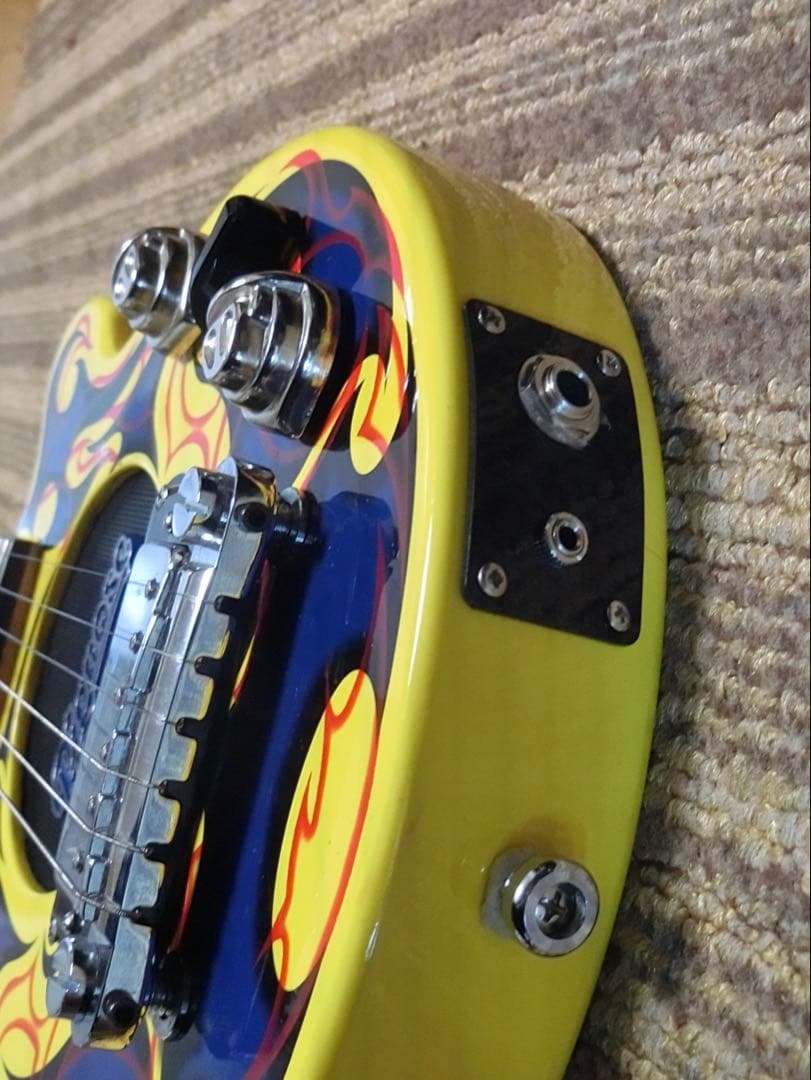 Pignose PGG-200 Tribal Yellow 3ノブ ミニギター - メルカリ