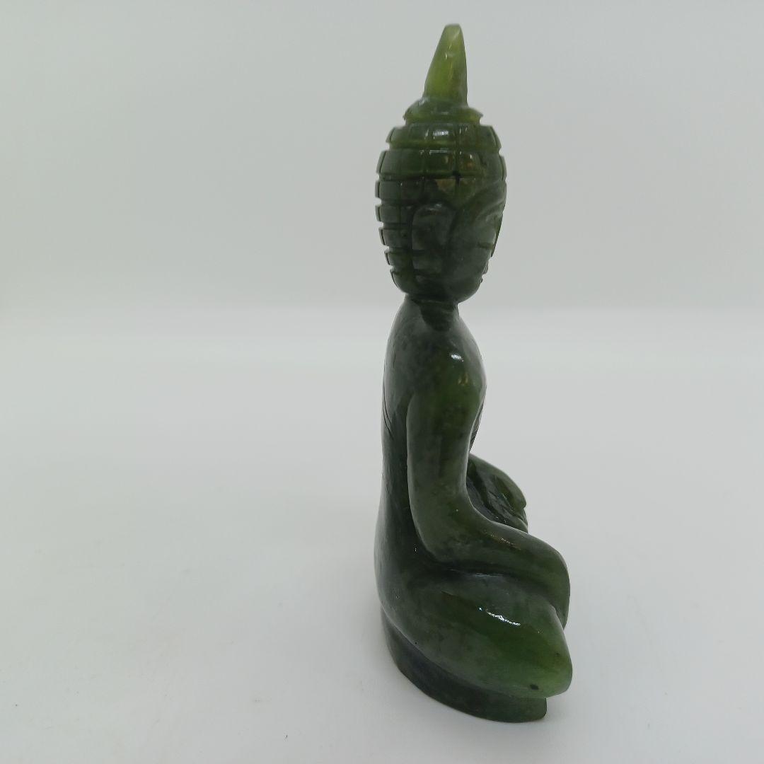 新品】天然 本翡翠 仏像 彫刻品 宝石 全長8cm
