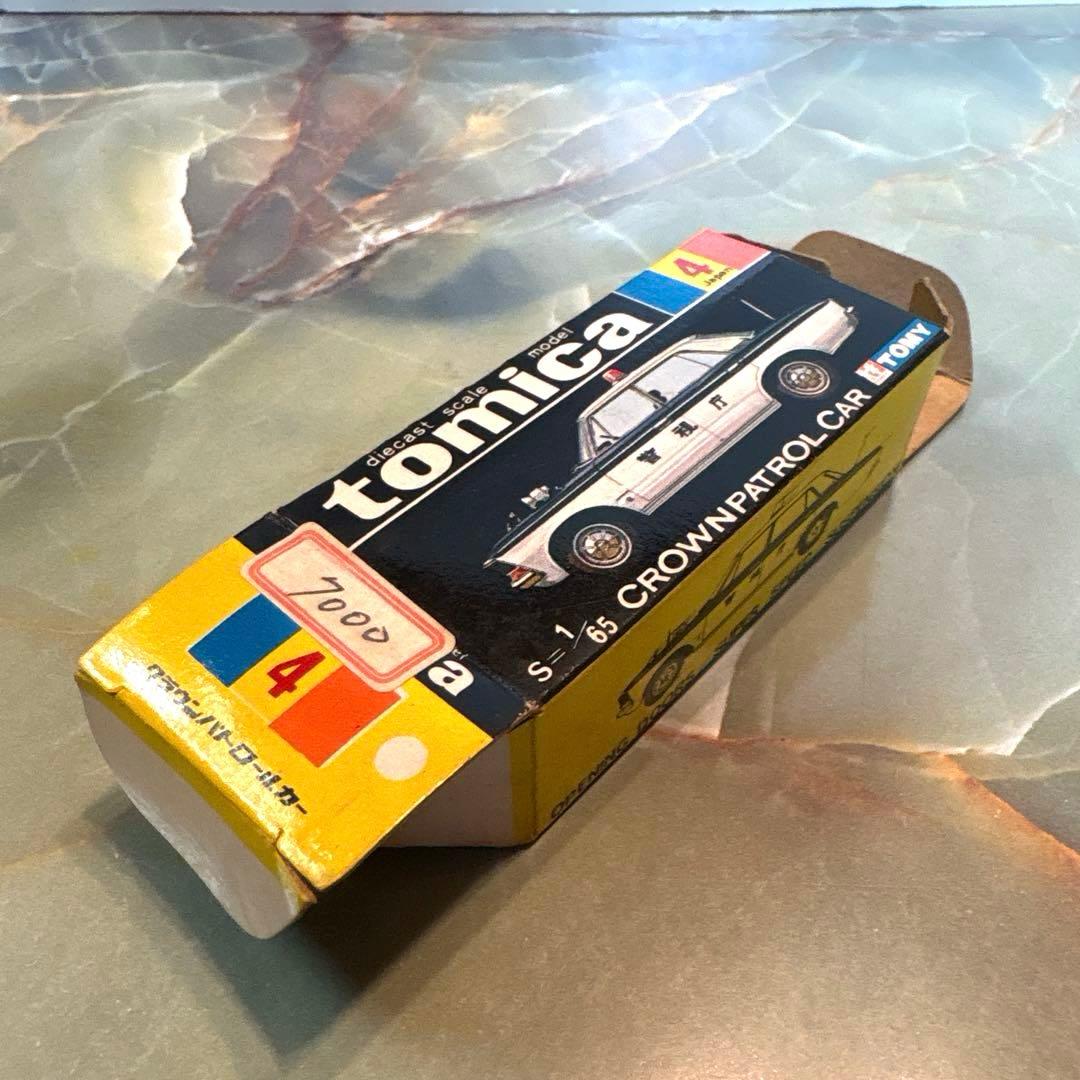 トミカNO.4 トヨタクラウンパトロールカー 黒箱 日本製 1Dホイール