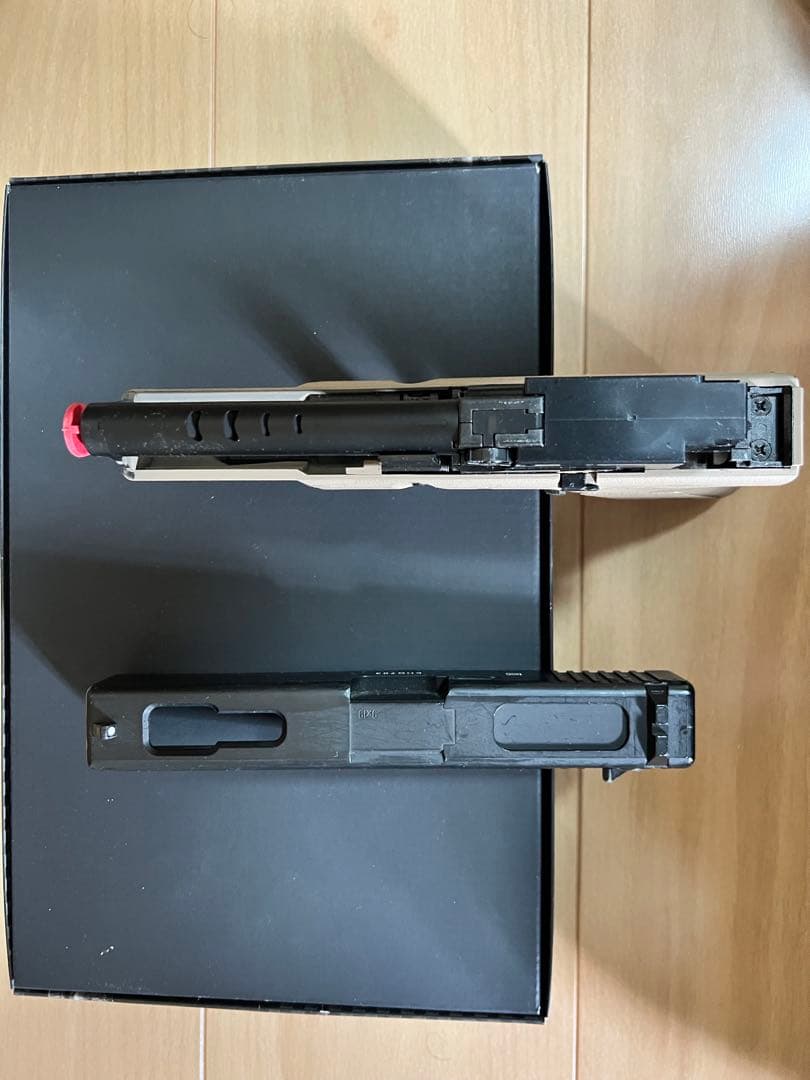 東京マルイGLOCK 18C 電動ガン タンカラー　マガジン等　18歳以上