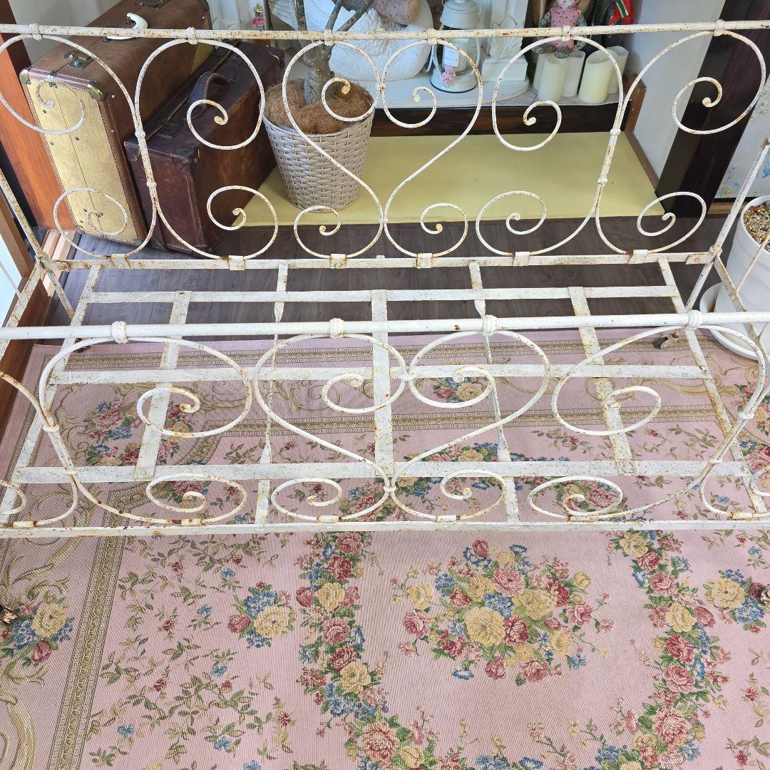 フランスアンティーク アイアン ベビーベット ソファー 椅子