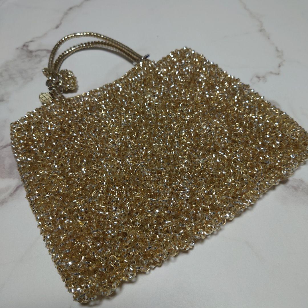 m*i様 ANTEPRIMA　ゴールド スクエア　 パーティーバッグ　キーホルダ