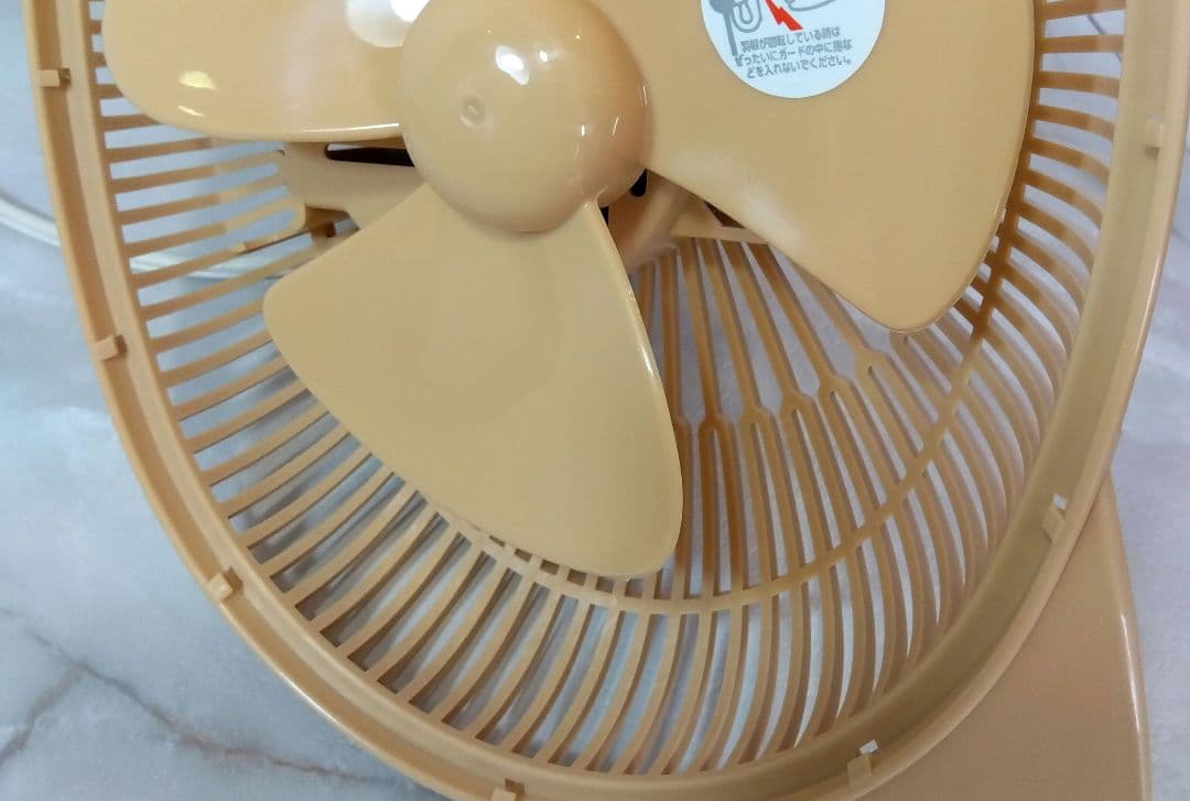 希少品　ハローキティ 日焼けキティ ガングロキティ 2way 扇風機