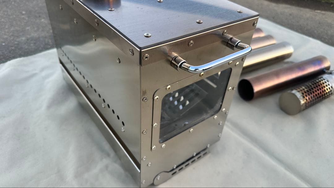 暖炉型 2次燃焼薪ストーブ３面窓ガラス　SOLOTOUR