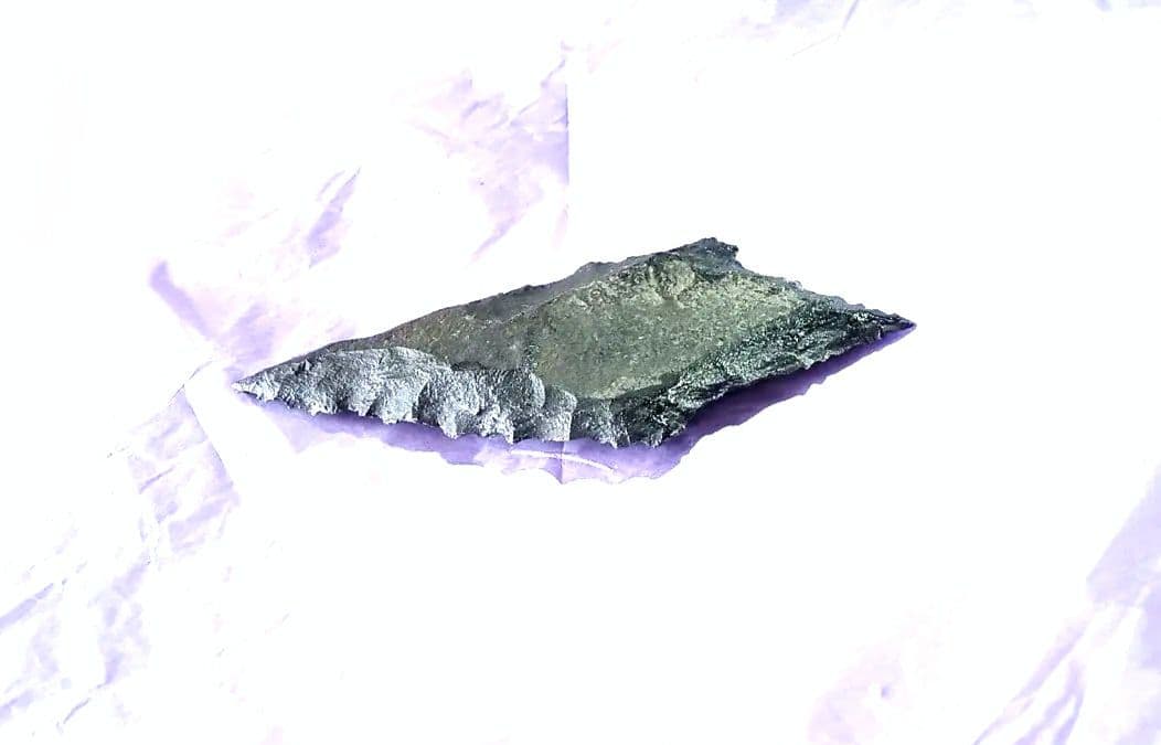 原始人 アイヌ仕様。pro 有舌尖頭器 石器 模写 サヌカイト