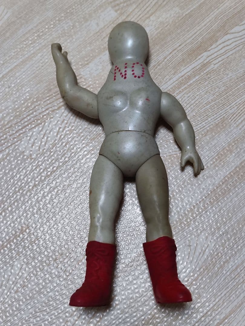 中嶋製作所当時物 タイガーマスク悪役レスラー ミスターノー ピンク