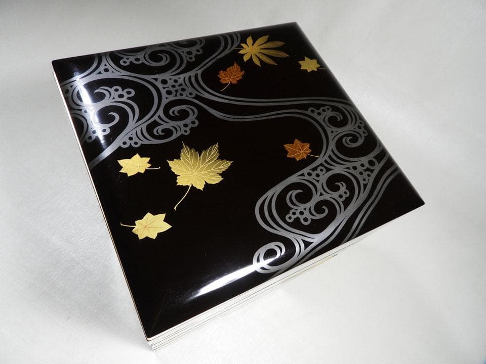 ○五段重 重箱 流水紅葉楓蒔絵 時代 木製漆器 美品 明治 箱