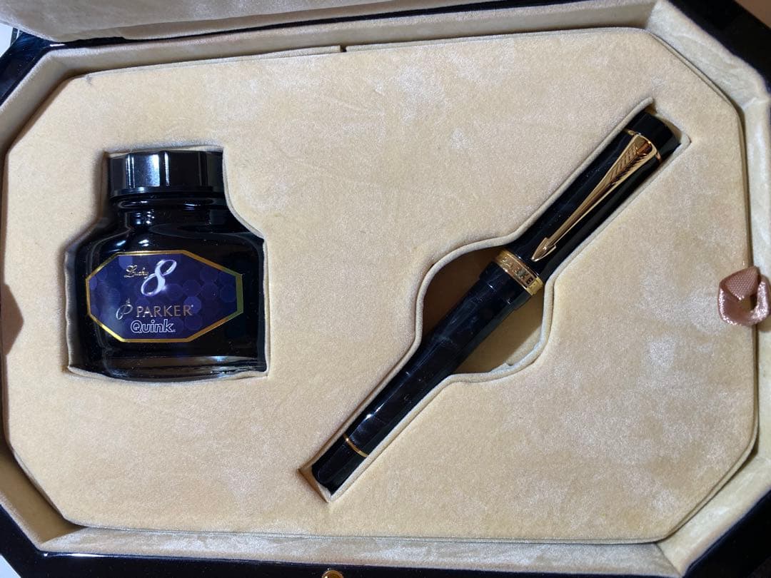 PARKER Duofold Lucky8 万年筆 字幅M