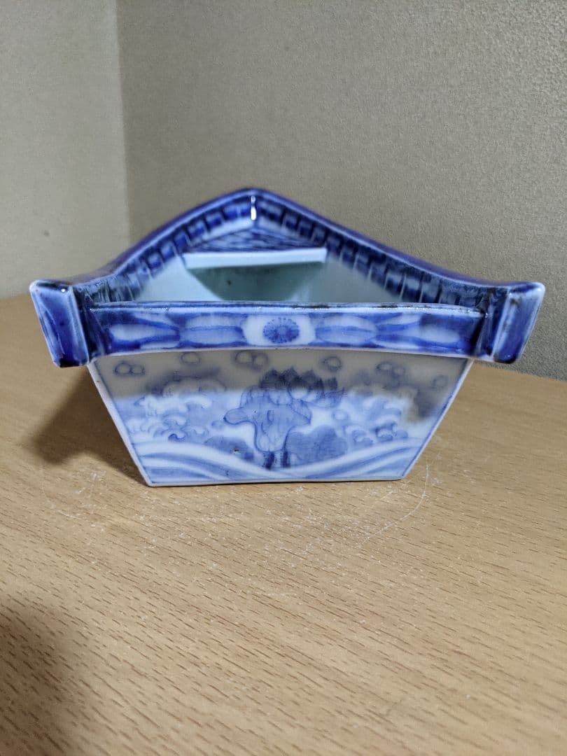 ♢江戸時代 瀬戸焼磁器 染付波千鳥貝尽くし紋 船 盃洗 骨董