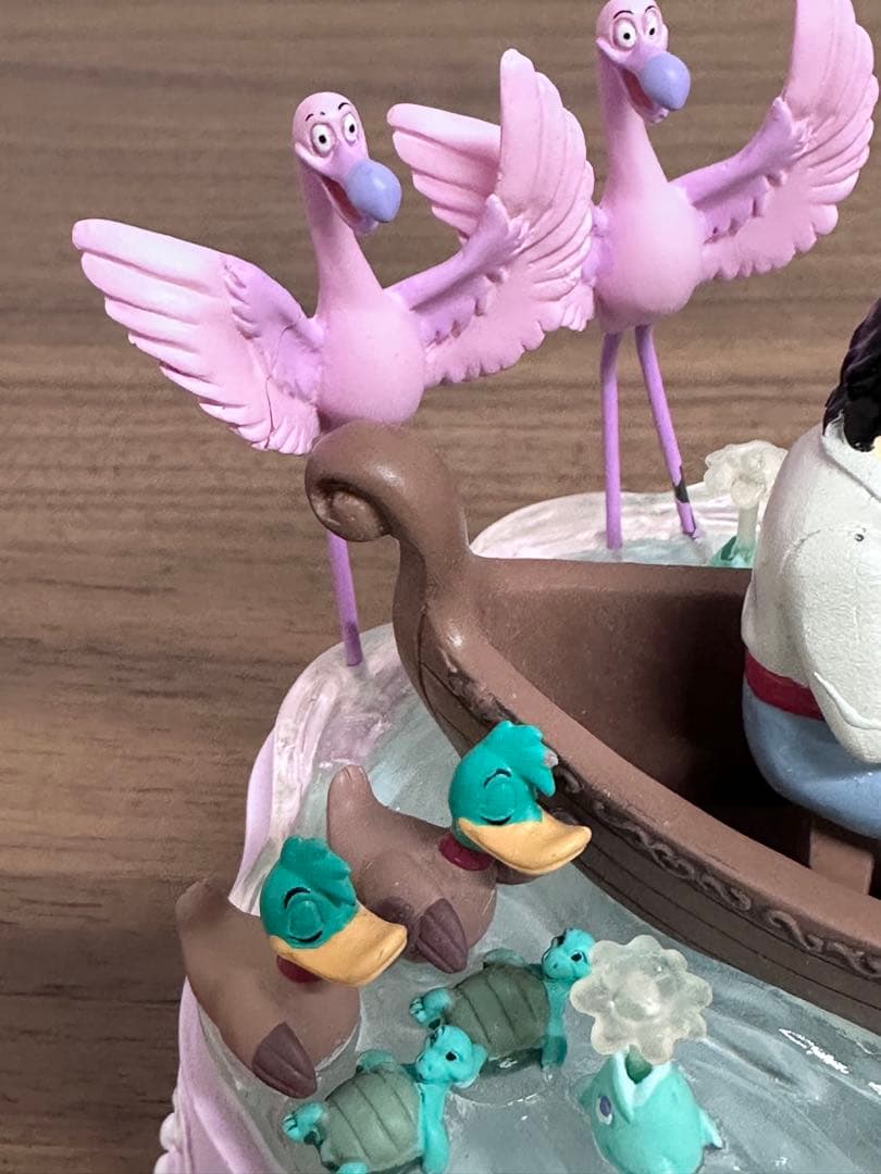 リトルマーメイド アリエル & エリック キスザガール LED フィギュア