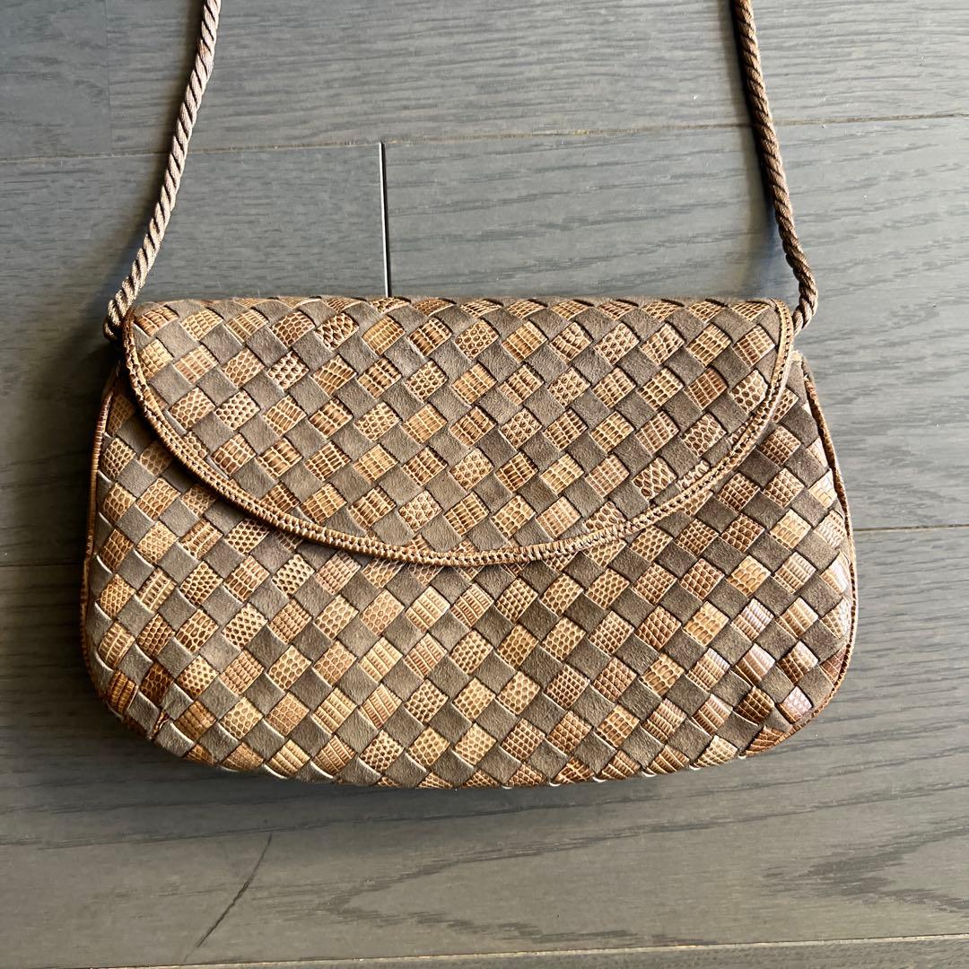 BOTTEGA VENETAショルダーバック　ブラウン