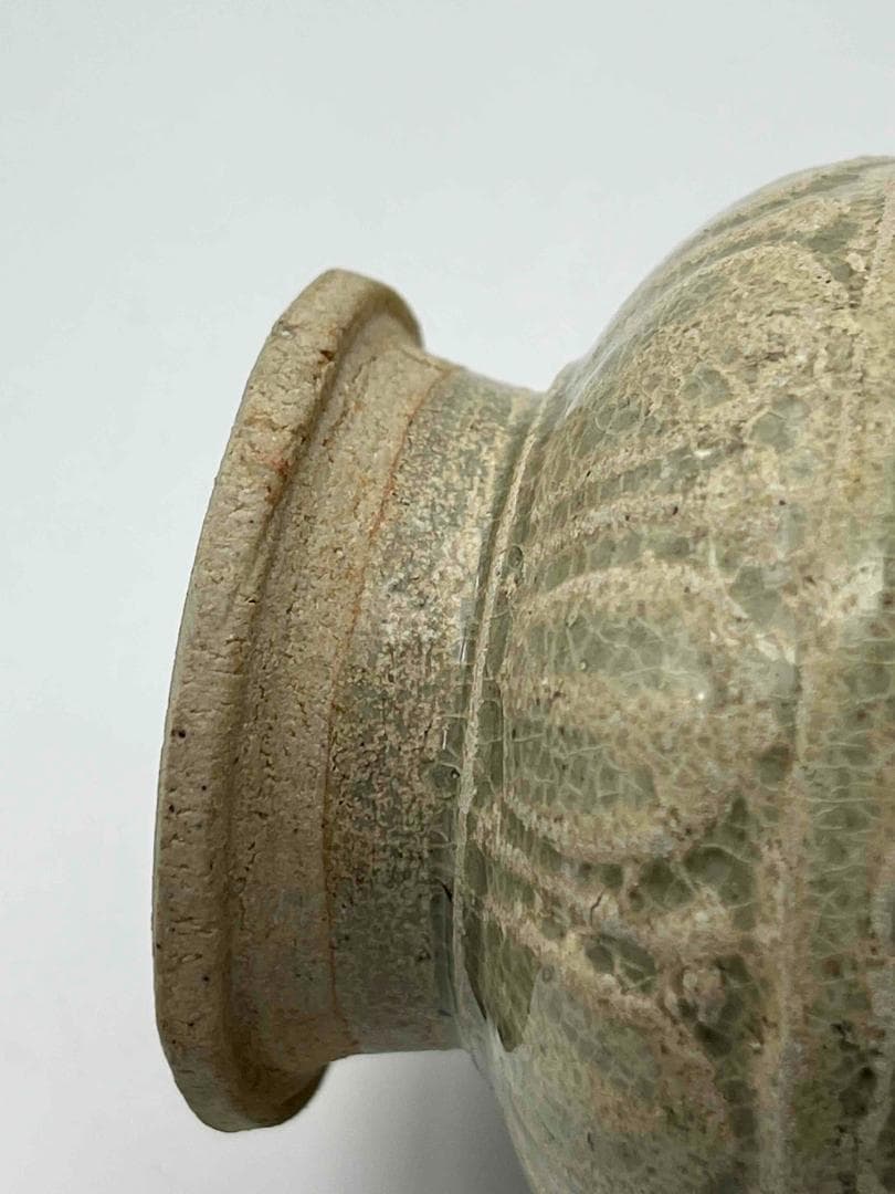 宋時代 青磁 湖田窯 刻牡丹蓮花文瓶 壺 尊 水注 影青