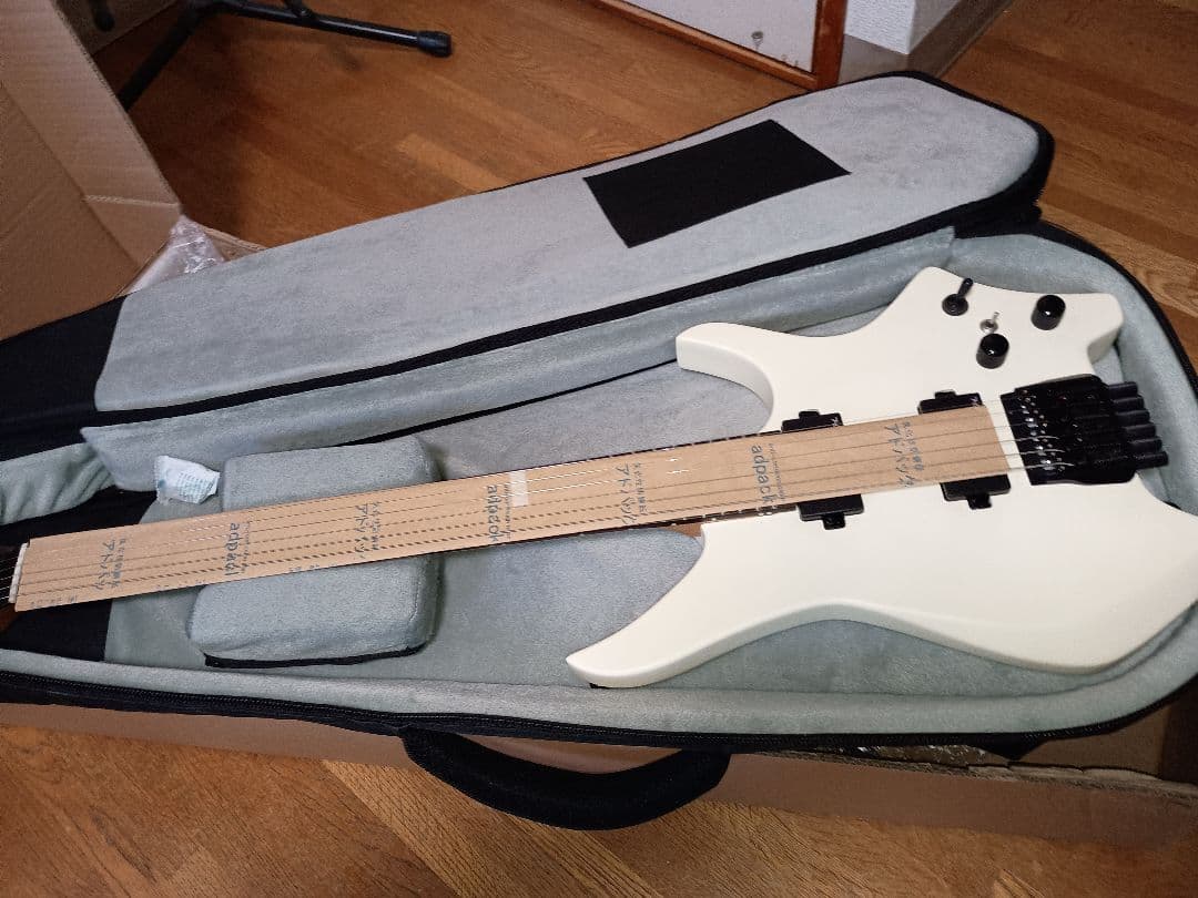 HexGuitars N400 ルミンレイ ダイレクトスイッチ,PU交換等改造有